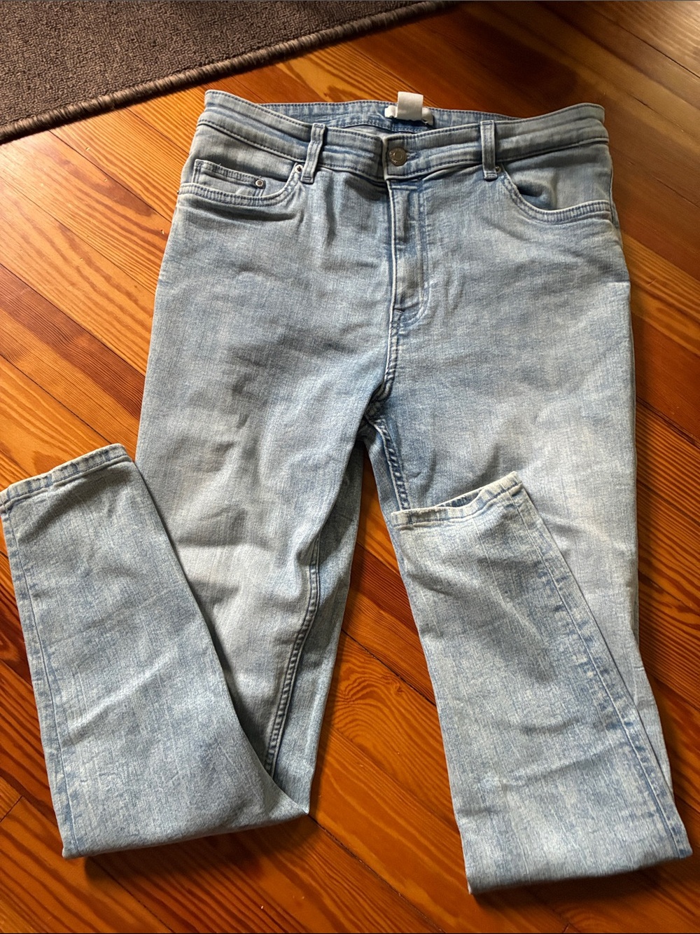 H&M Light Blue Skinny Jeans